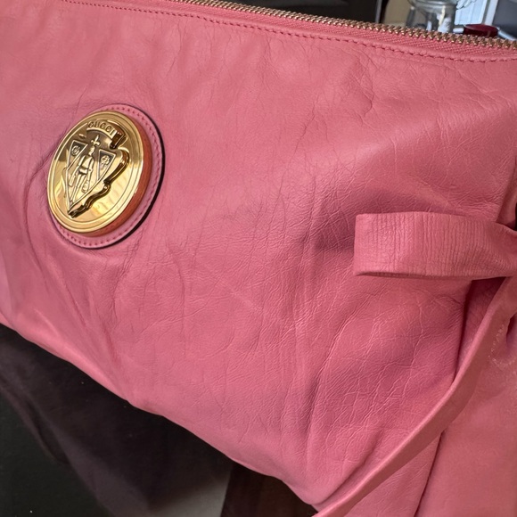 Gucci Pink Leather Hysteria Clutch - Picture 2 of 13